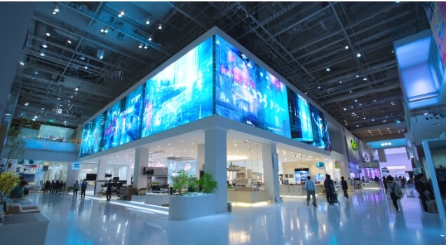 企業ショールーム・展示会での製品・サービス紹介