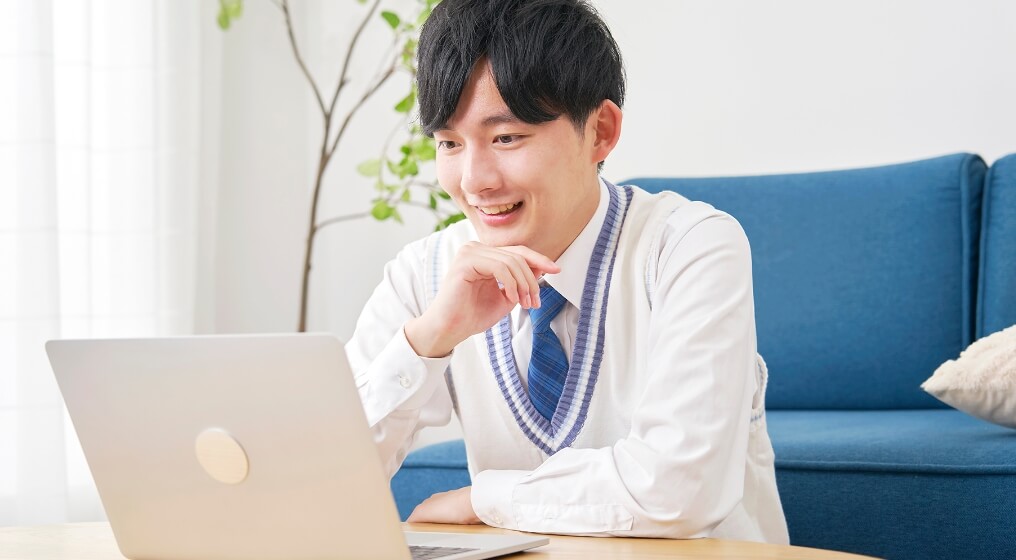 Webサイト