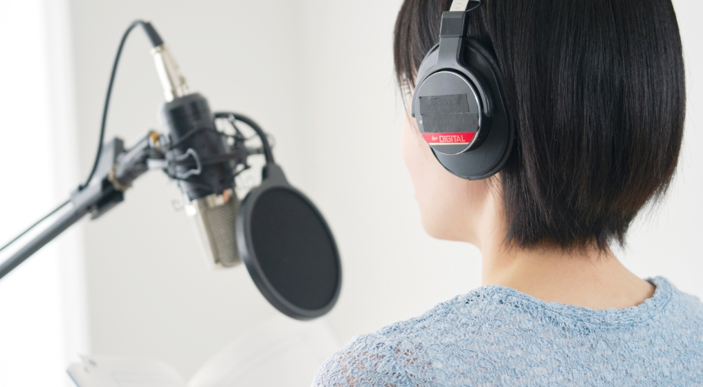 150名を超える日本人ナレーターが登録