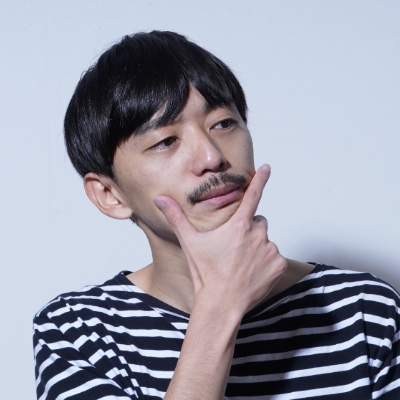 グラフィックデザイナー