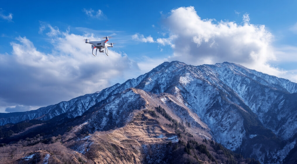 採用・営業・IRなど複数部門