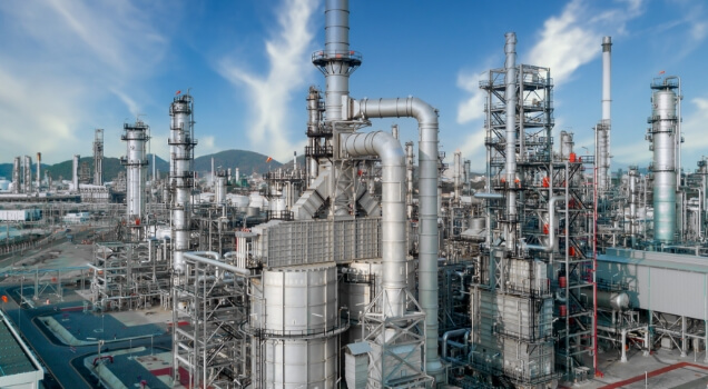 大型設備・プラントのスケール感をダイナミックに表現できる