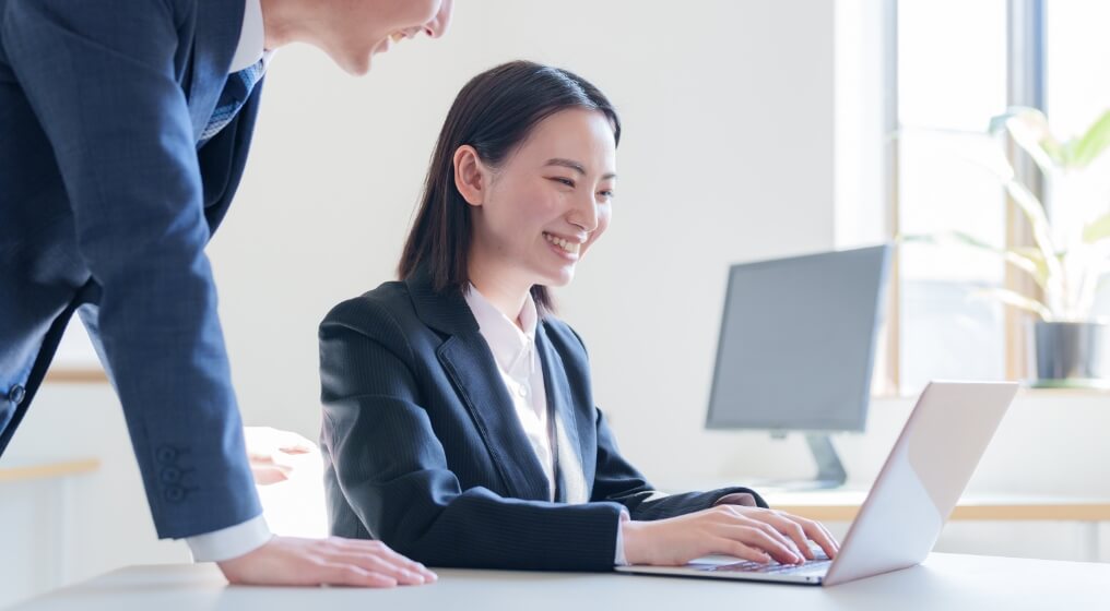新入社員の教育に動画活用